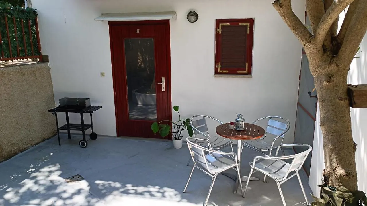 Apartment Jemi Pula